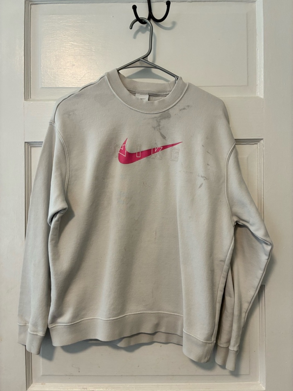 Nike Cream Crewneck Sweatshirt with Pink Swoosh